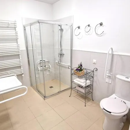 Alojamento de Acomodação e Pequeno-almoço Petite Charlotta