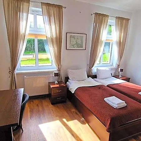Petite Charlotta Bed & Breakfast