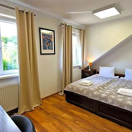 Bed & Breakfast Petite Charlotta 3*