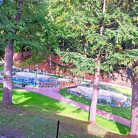 Petite Charlotta Bed & Breakfast 3*