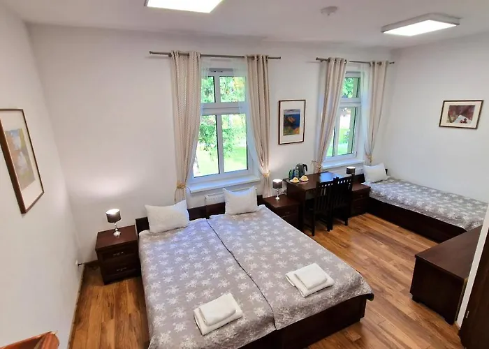 Petite Charlotta Bed & Breakfast 3*